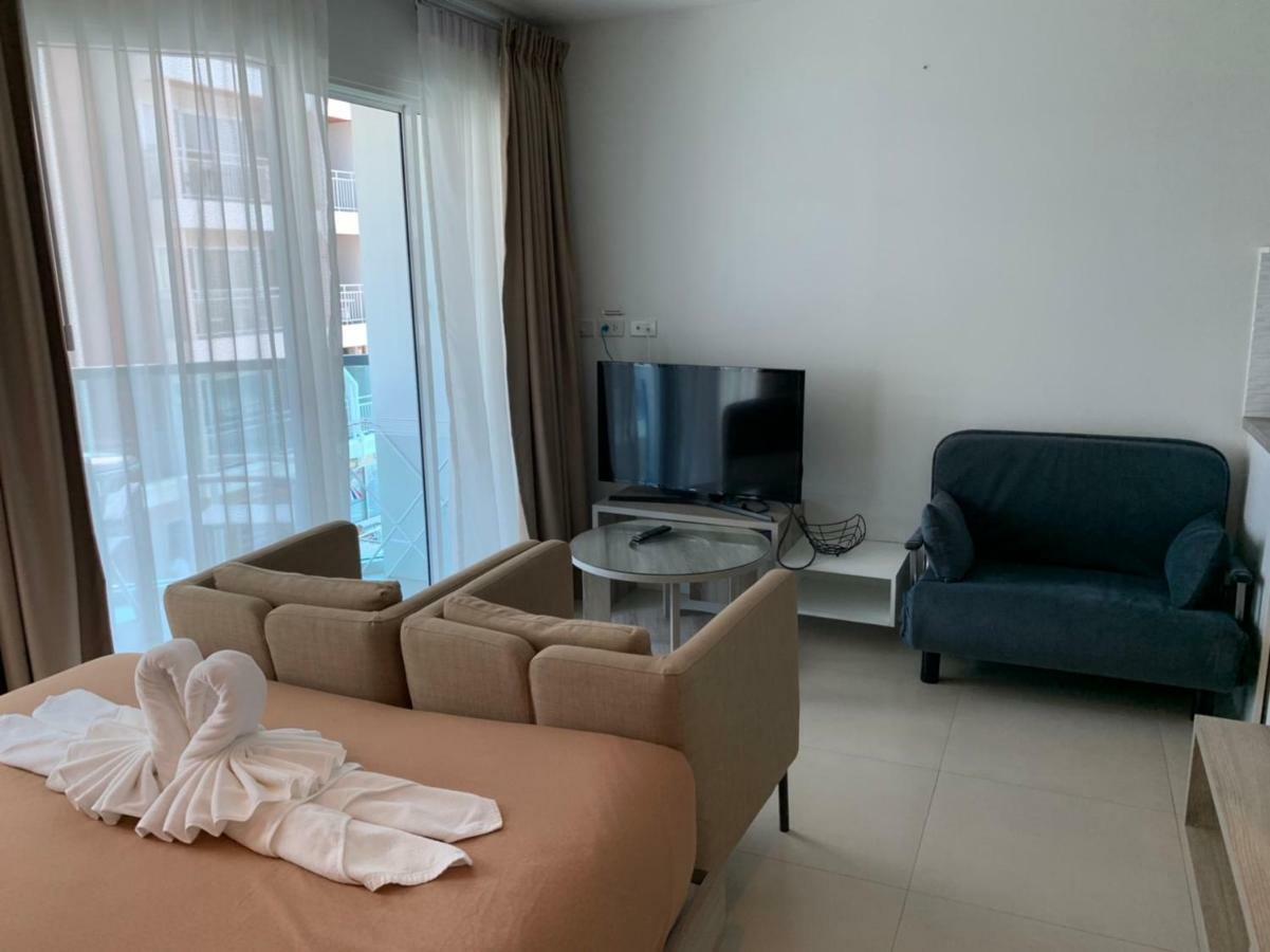 Grand Blue Condominium By Mary Mae Phim Exterior foto
